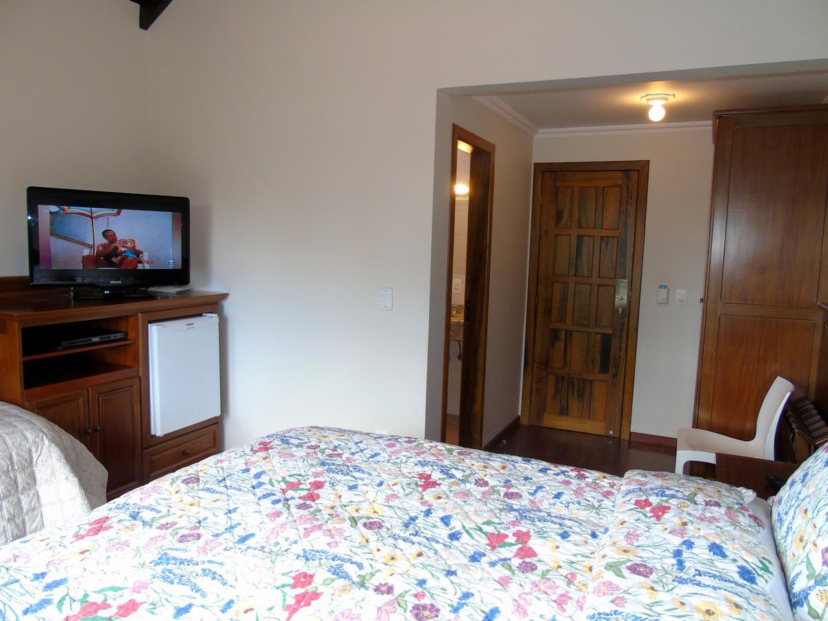 Refugio Monte Olimpo Hotel Campo Alegre (Santa Catarina)